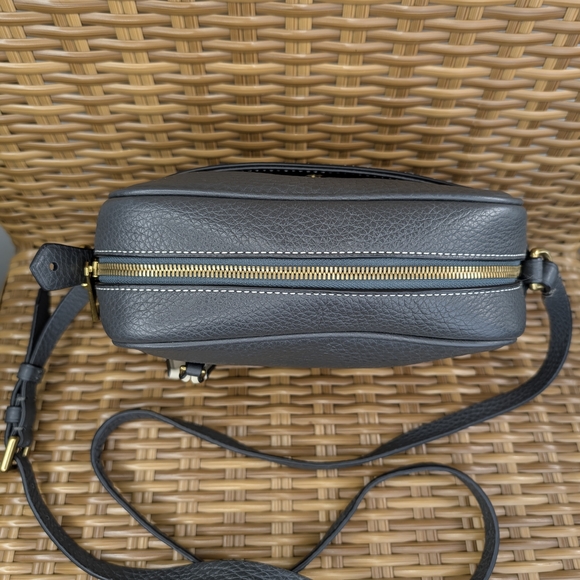 J. Crew Signet Gray Pebbled Leather Crossbody Shoulder Bag Lock & Key NWT - Picture 5 of 16